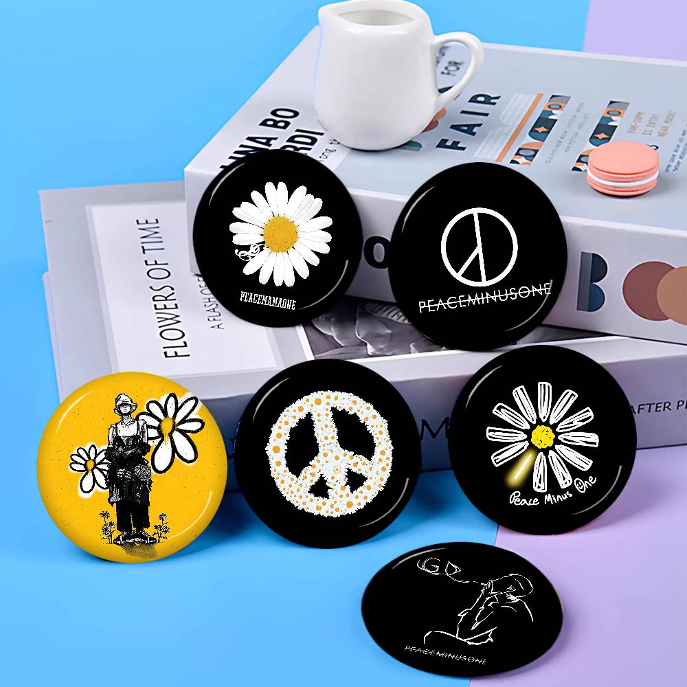 Peat Pellet Tray - P-P-Peaceminusones LOGO 58mm Zwierzęta Śmieszne Broszki